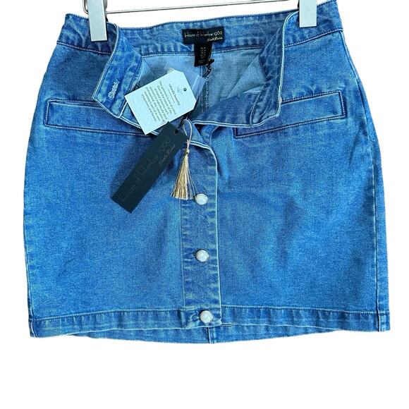House of Harlow 1960 Skirt 4 Mini Denim Jean Faux Pearl Button 90s Y2K Fairy NWT - Picture 3 of 8